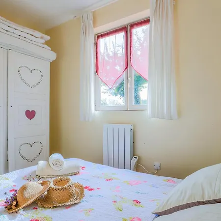 Amazing In With House Sea View * Gueschart