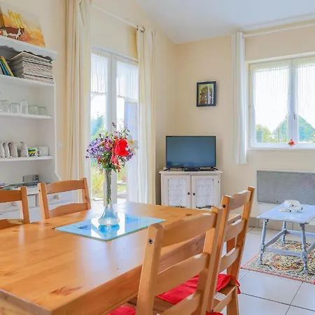 Hébergement de vacances 2 Bedroom Amazing In